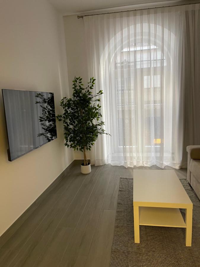 Suara Apartamentos 1 Madrid Kültér fotó
